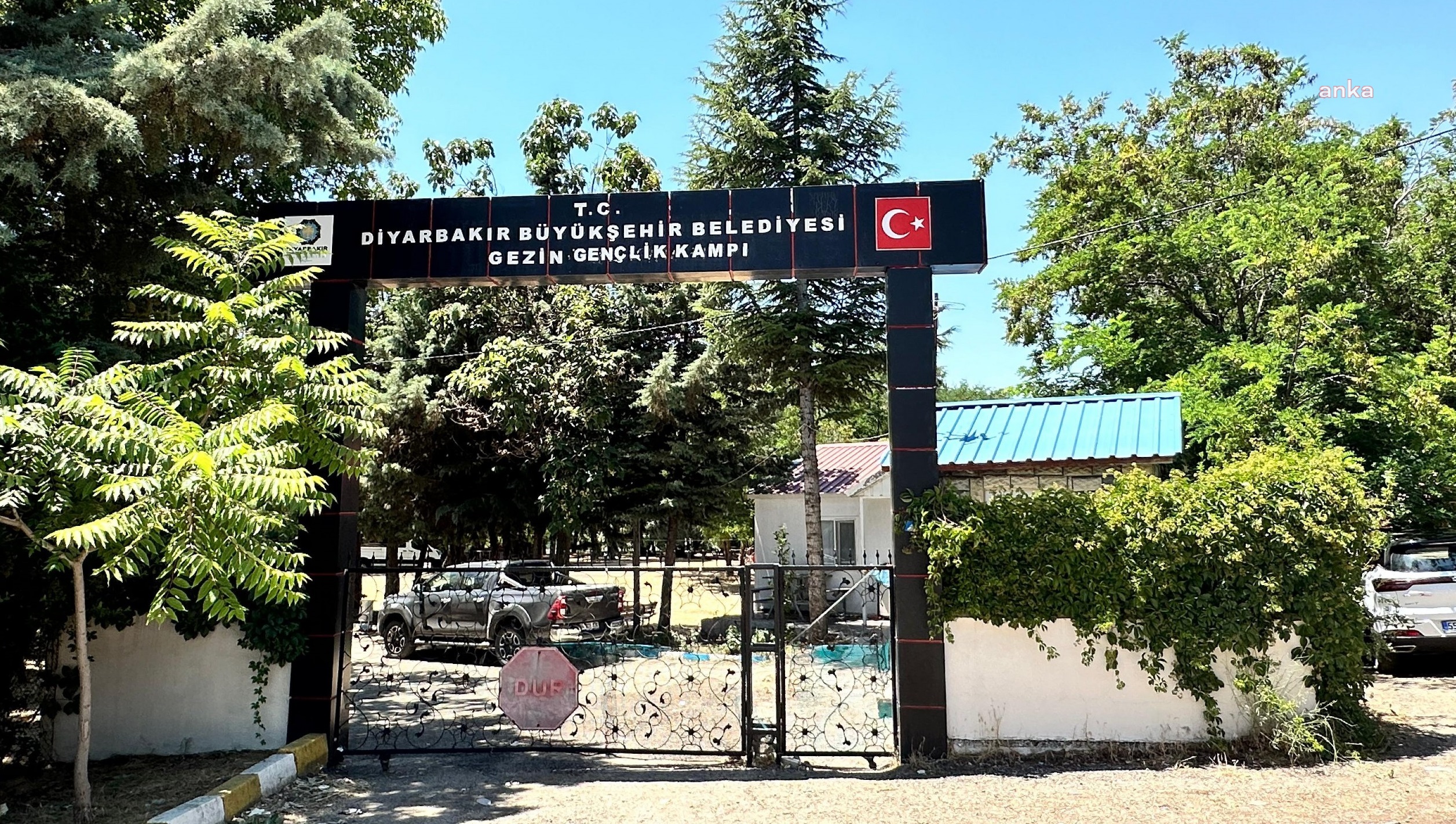 Diyarbakır Büyükşehir Belediyesi, kayyumun devrettiği gençlik kampının tahsisini iptal etti