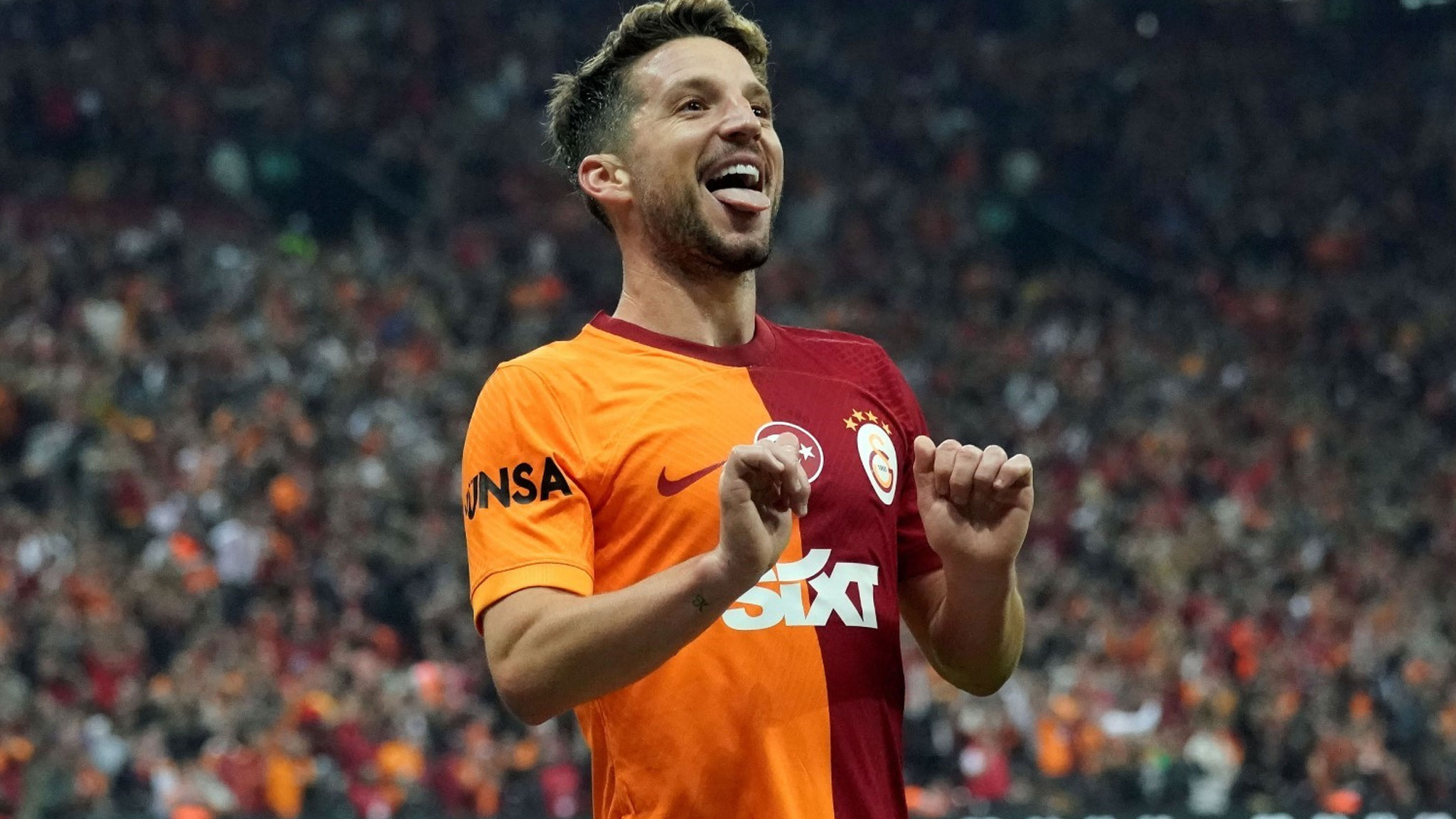 Galatasaray, Dries Mertens ile sözleşme uzattı: Maaşı belli oldu