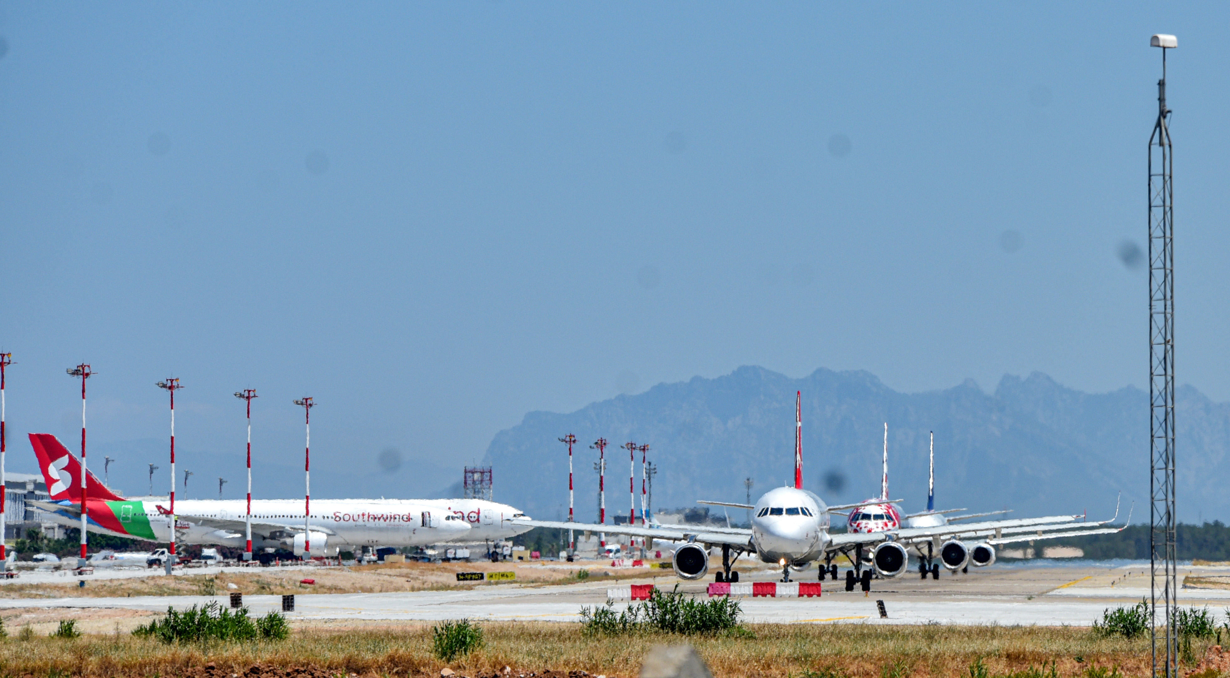 Antalya Valisi'nden rötar açıklaması: Anormal hava şartları