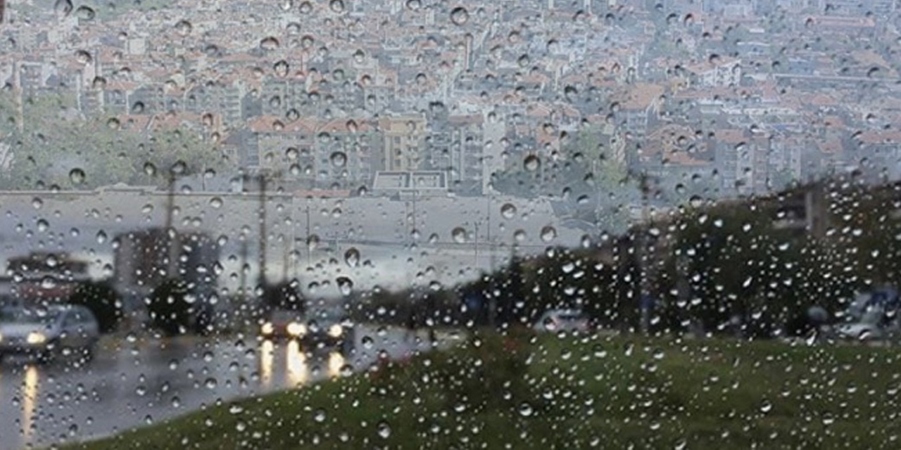 AKOM'dan İstanbul'da kuvvetli yağış uyarısı: Anadolu Yakası'nda gün boyu etkili olacak