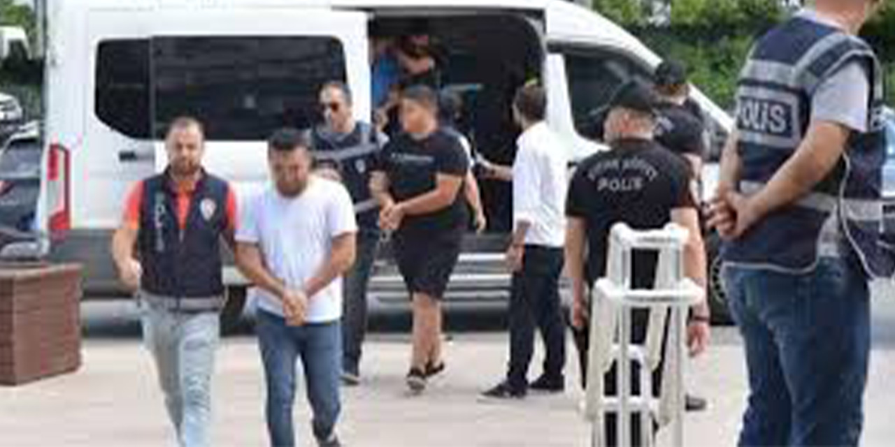 Antalya'da 'Suriyeli' eylemine ilişkin gözaltına alınan 11 kişi adliyede