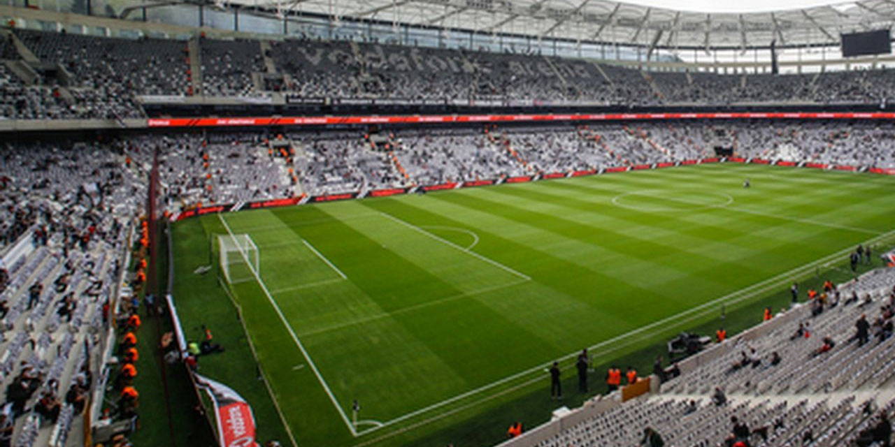 Beşiktaş, stadın kapılarını milli maç için açıyor: Çeyrek final mücadelesi Tüpraş Stadı'nda izlenecek