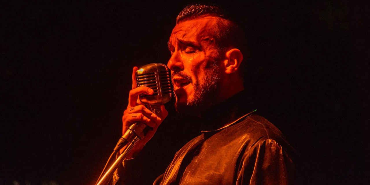 Van Kültür Yolu Festivali'nde Cem Adrian'a yapılan saldırıya oyunculardan tepki