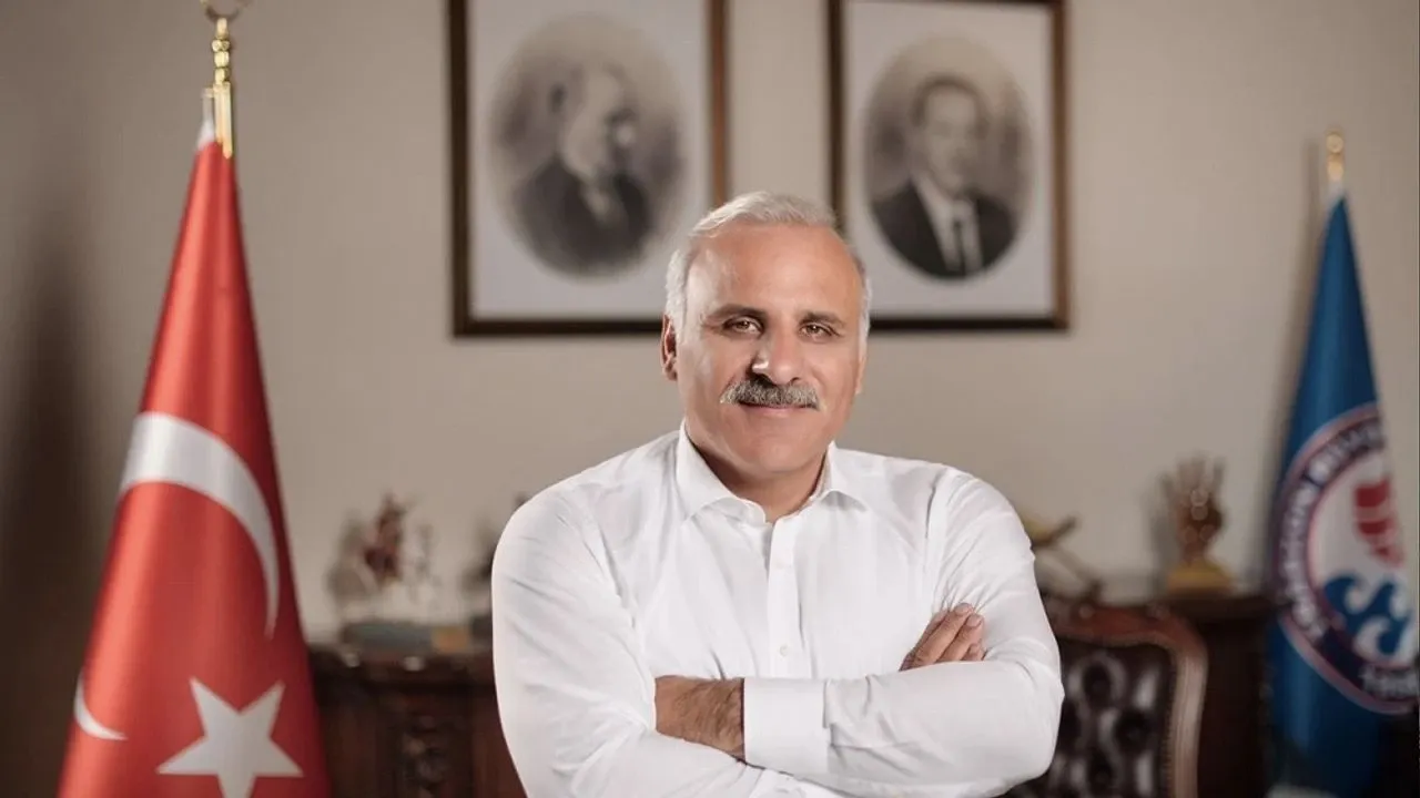 Diyarbakır'a eski belediye başkanı vali olarak atandı: Kayyum tartışmaları başladı