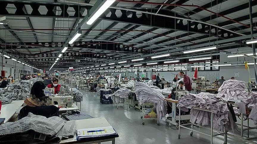 Hazır giyim sektörü ekonomik krizle boğuşuyor: 300 bine yakın vatandaş işsiz kalabilir