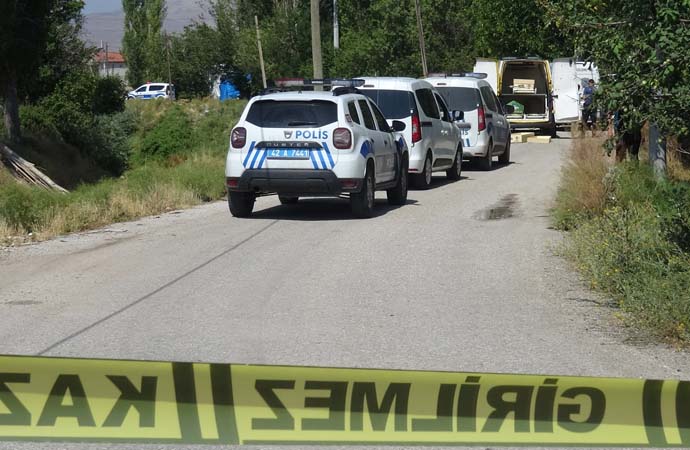 Konya'da sulama kanalında tabancayla vurulmuş erkek cesedi bulundu