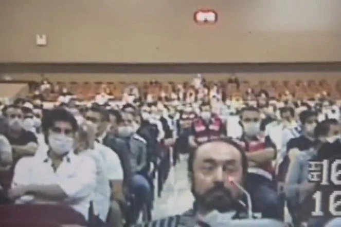 Adnan Oktar'ın cinsel saldırı savunması: Kıskanıyorlar, harama el sürmem