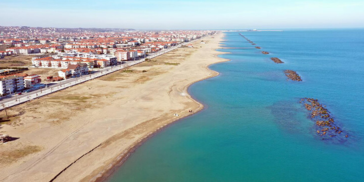 Sakarya'da olumsuz koşullar nedeniyle denize girişler yasaklandı