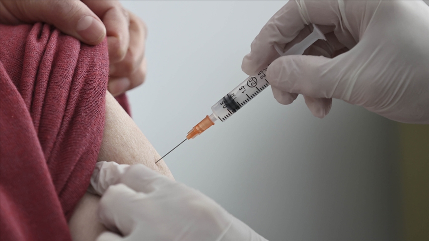Bakanlıktan aile hekimlerine aşı uyarısı: İdareli kullanın