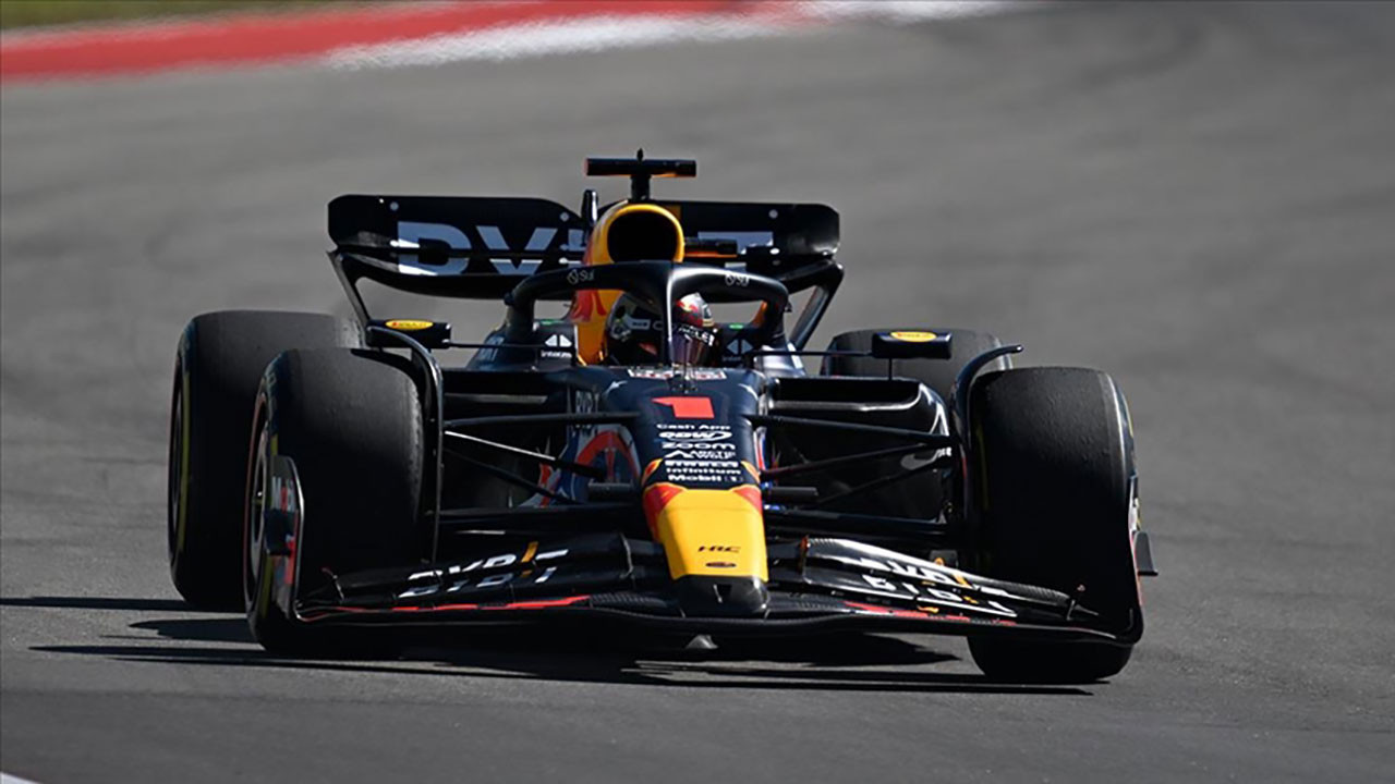 Formula 1'de sezonun ilk pole pozisyonu Verstappen'in
