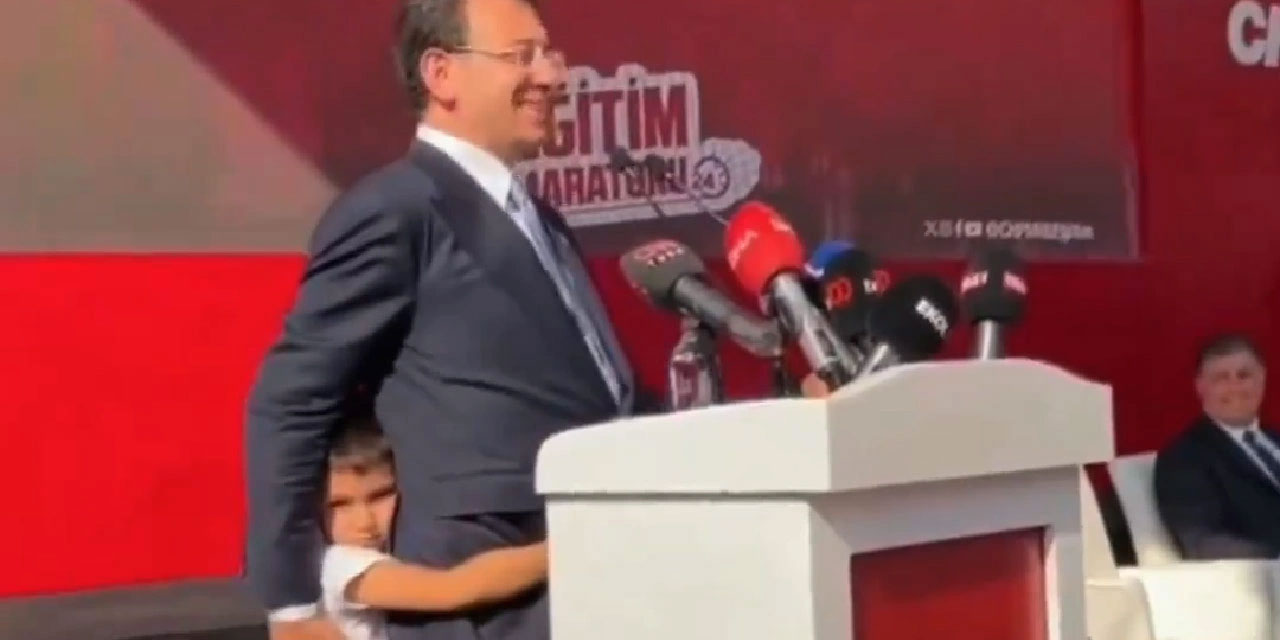 Eğitim Maratonu'nda İmamoğlu'nu gülümseten anlar: Bir çocuk sahneye böyle atladı