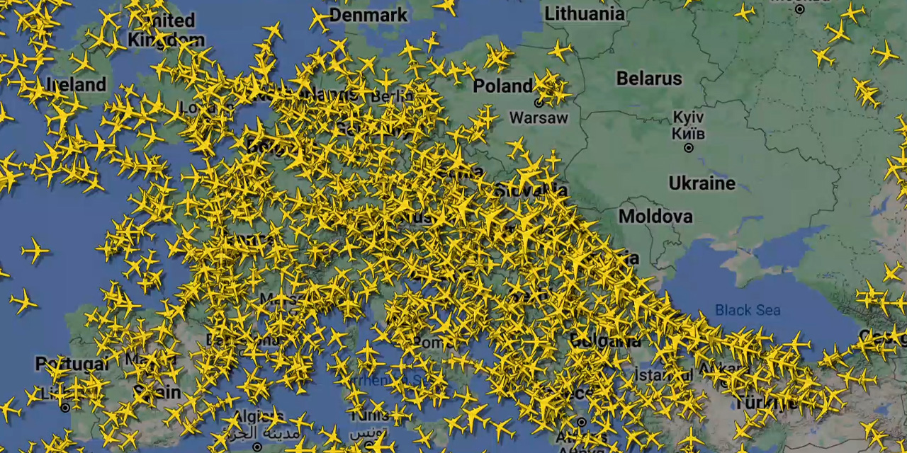 Küresel internet krizi uçakları havada bıraktı