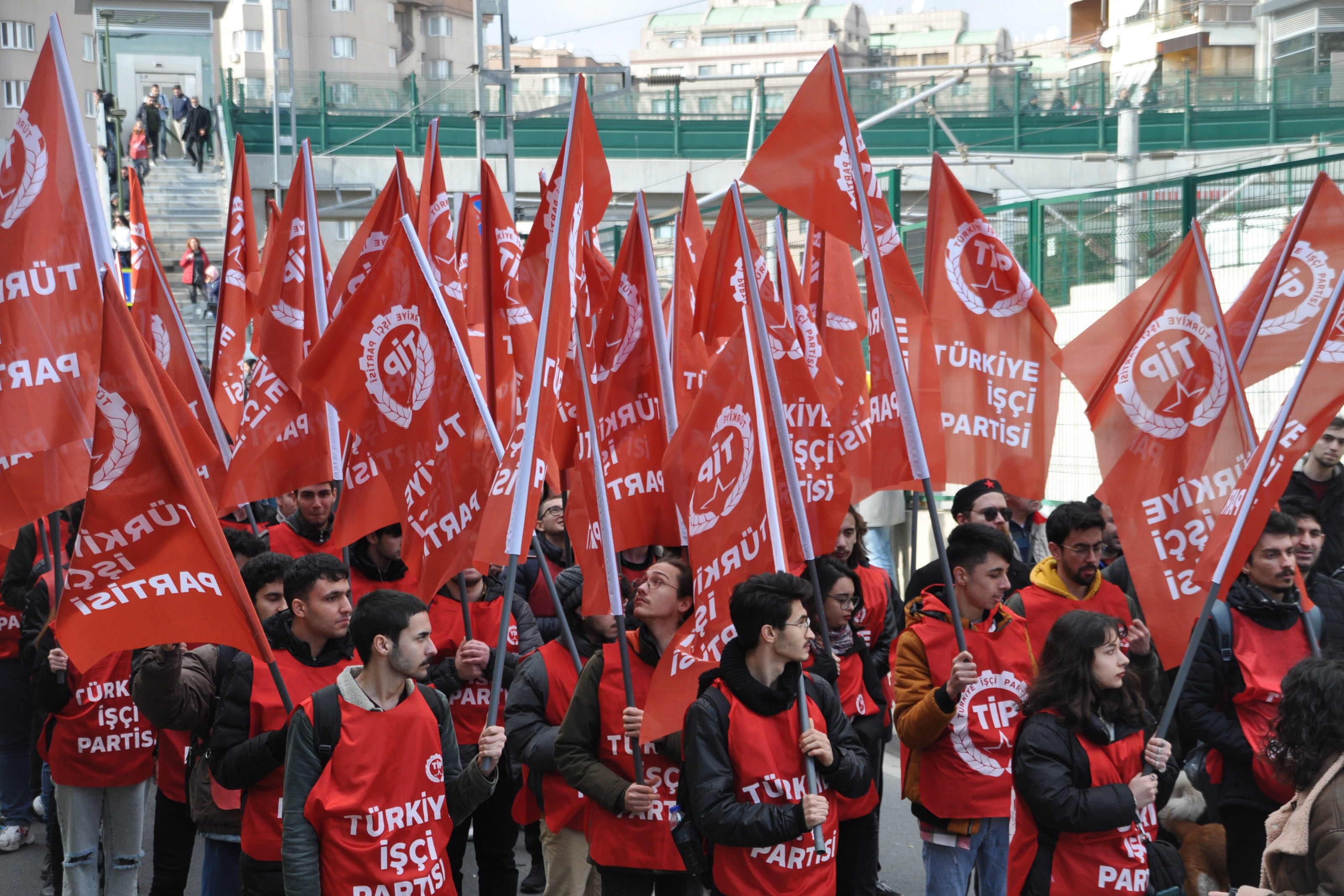 TİP'in 3 ildeki parti yönetimleri istifa etti