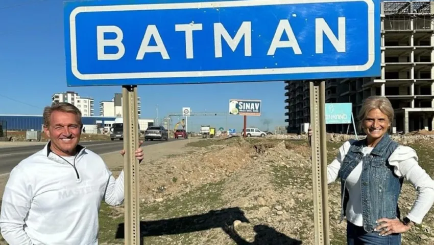 ABD Büyükelçisi Jeff Flake’den ‘Batman’ espirisi: Hala Gotham’ı arıyoruz