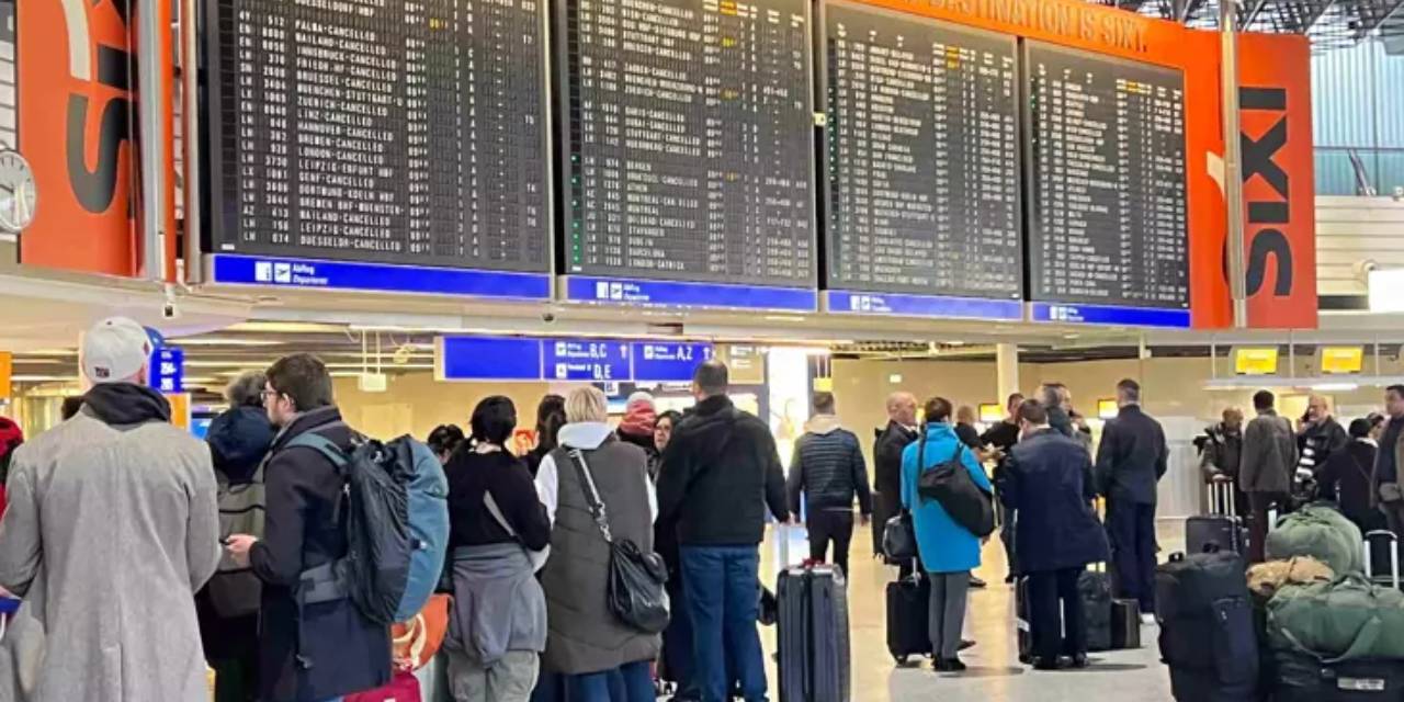 Frankfurt havalimanında iklim protestosu: 140 uçuş iptal oldu