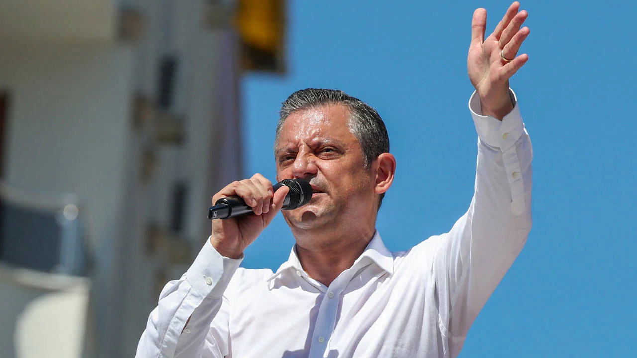 CHP lideri Özel'den, Erdoğan'ın 'belediye borcu' açıklamasına yanıt