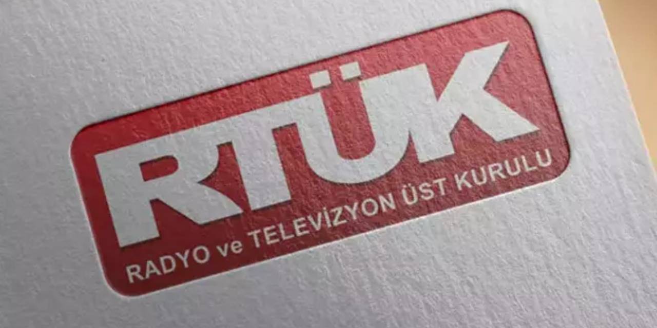 RTÜK'ten müzik yayıncılarına yeni sansür uyarısı: Edep ve ahlak sınırları aşılıyor