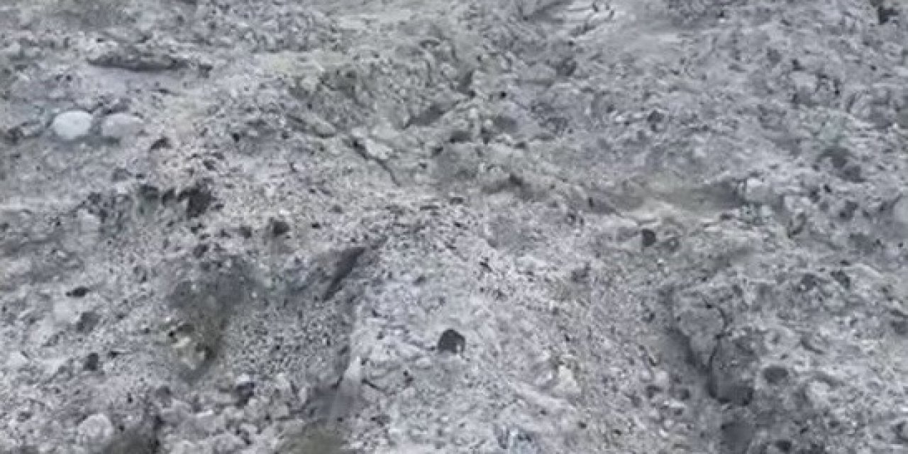Salda Gölü'ndeki kepçe izlerine Valilik'ten para cezası