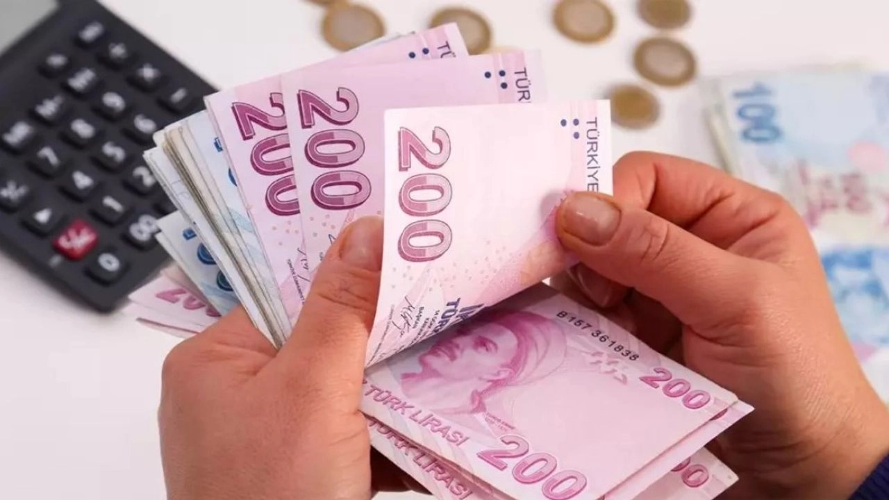 TBMM’de kabul edildi! En düşük emekli maaşı 12 bin 500 lira