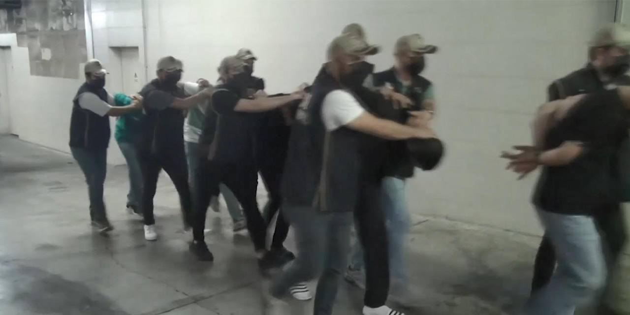 Sosyal medyada terör propagandası yapan 11 kişi tutuklandı