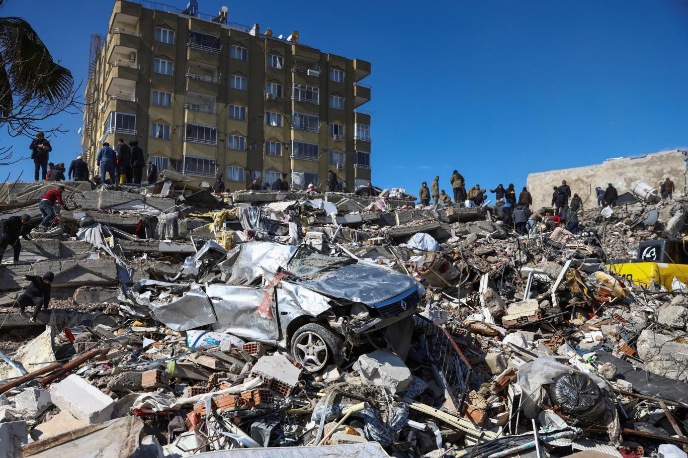 Bakan Şimşek: Deprem bölgesine yönelik Dünya Bankası kredileri 2 milyar dolara ulaştı