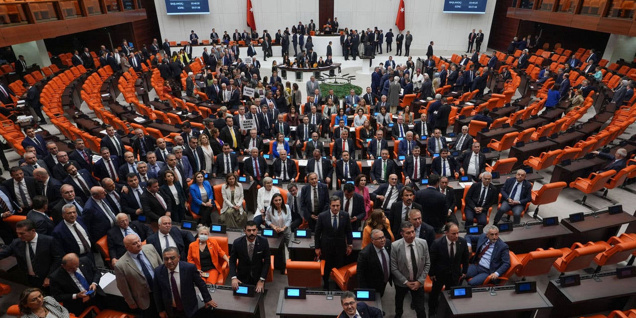 'Katliam' yasası kabul edildi; TBMM tatile girdi: Karar Resmi Gazete'de