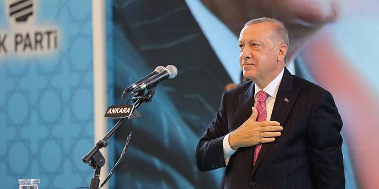 İddia: Erdoğan AKP'nin kuruluş yıl dönümü etkinliğinde 3 milletvekiline rozet takacak