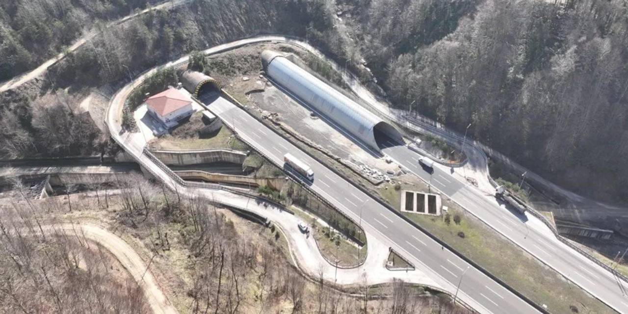 Bolu Dağı Tüneli'nin İstanbul yönüne 50 günlük kapatma: Sürücüler  yönlendiriliyor