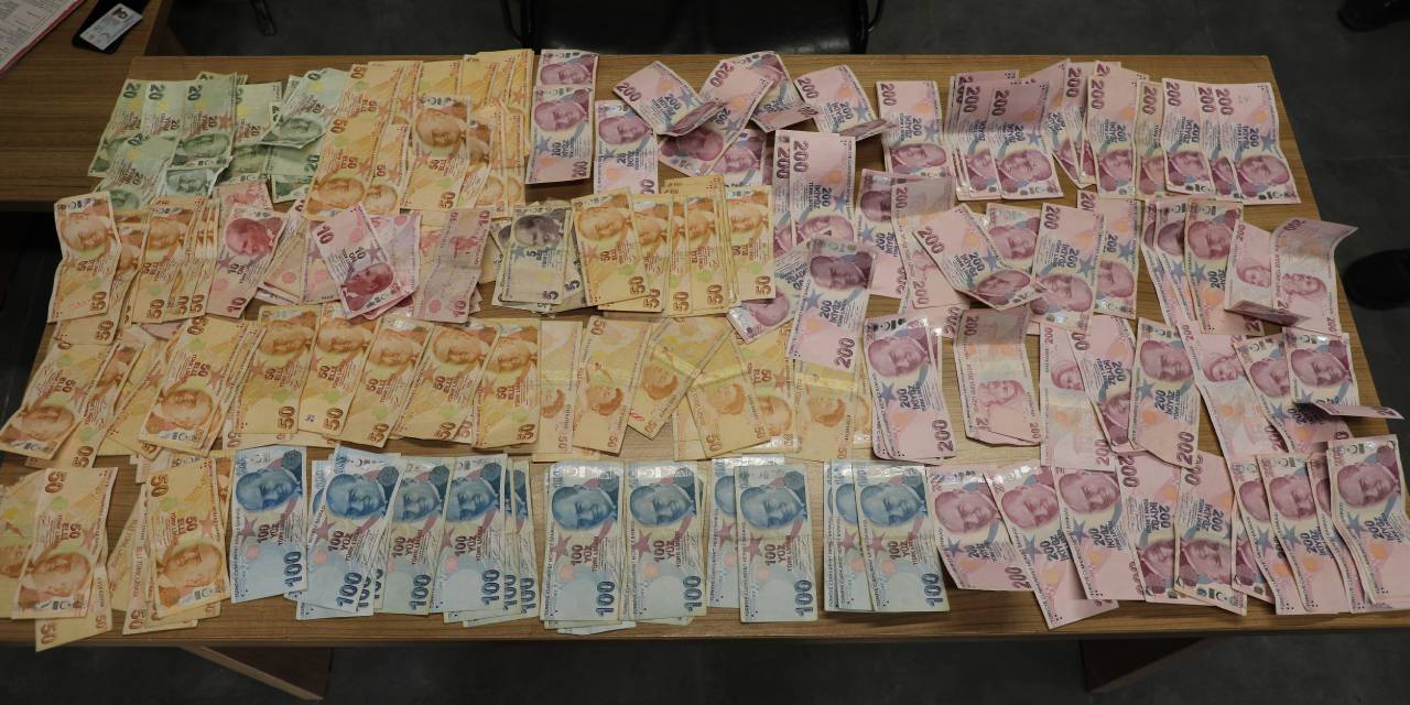 Hatay'da dilenciden 19 bin 765 lira çıktı