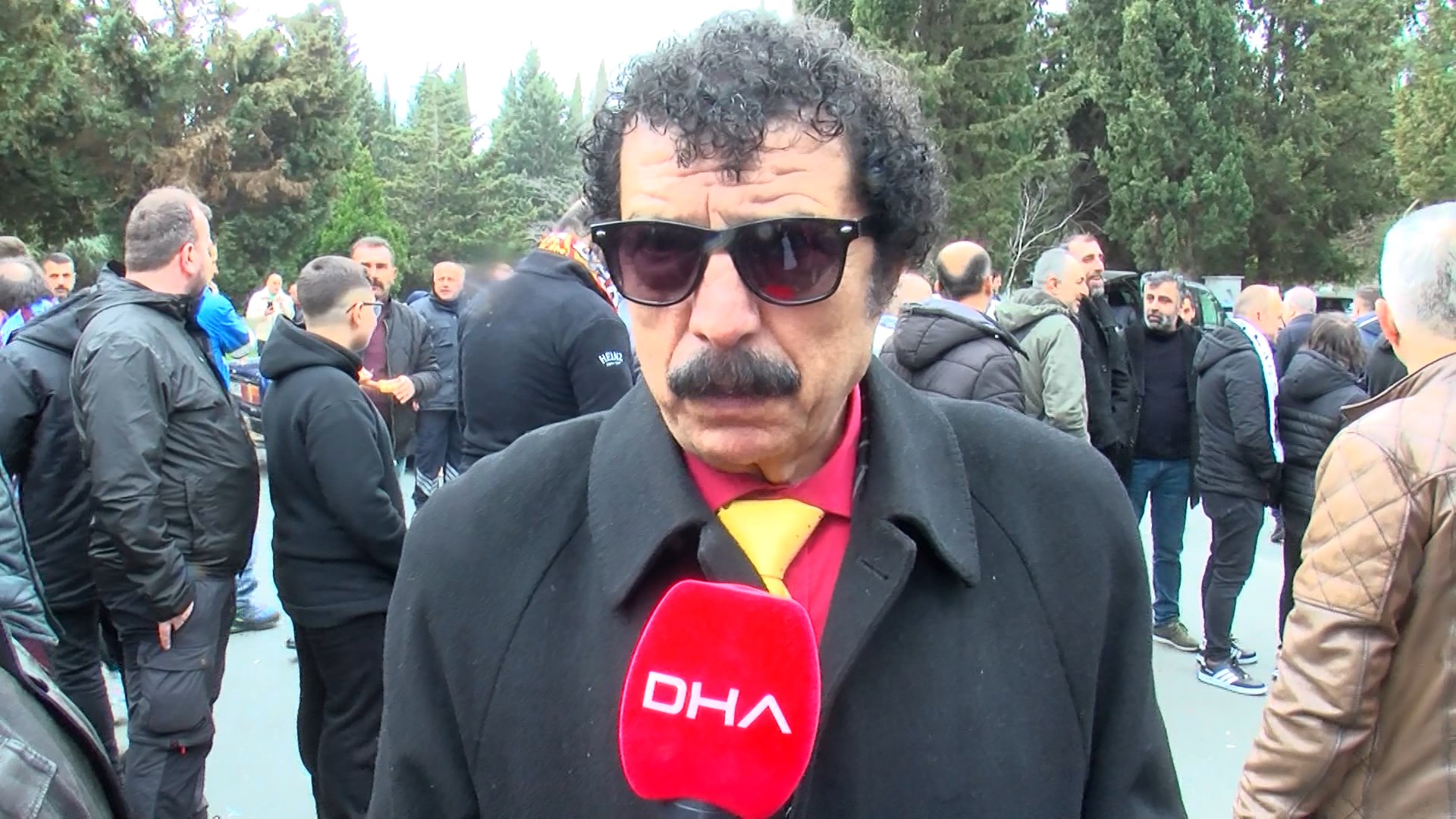 Müslüm Gürses ölümünün 11. yıldönümünde mezarı başında anıldı