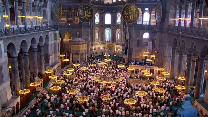 Haniye için Ayasofya Camii’nde gıyabi cenaze namazı kılındı.