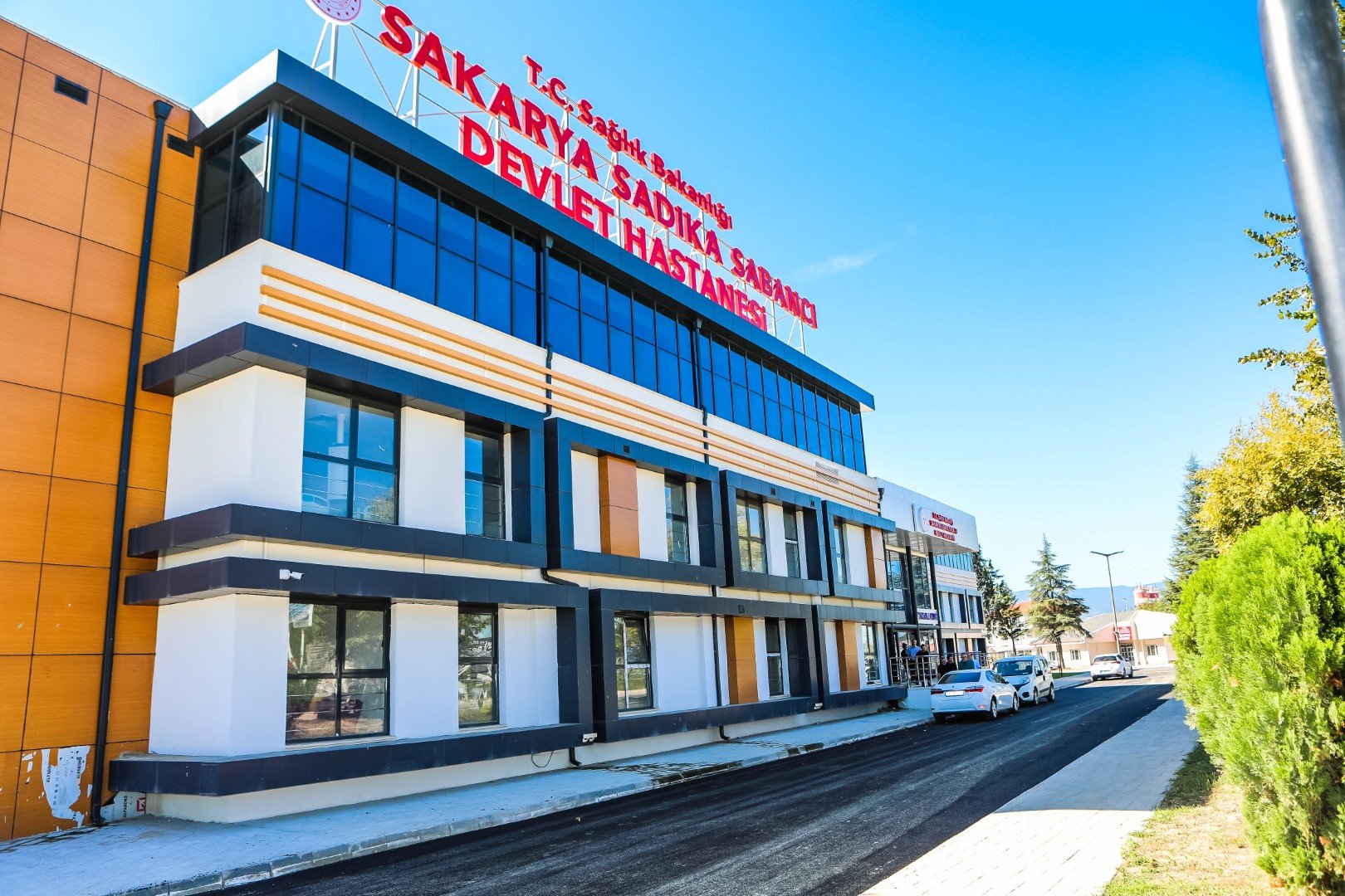 Barışmak için bir araya gelen aile üyeleri kavga etti: 1 ölü 6 yaralı