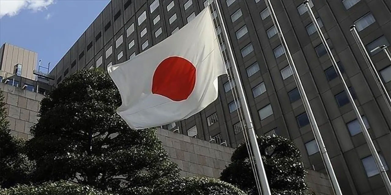 Japonya Maliye Bakanı'ndan büyük çöküş sonrası ilk açıklama: Hisse fiyatları piyasada belirleniyor