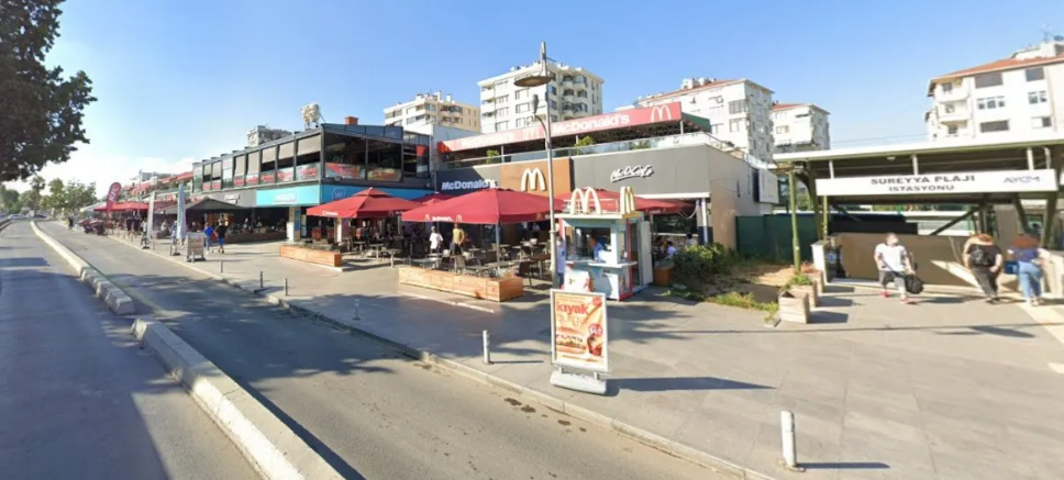 Maltepe'de Süreyya Plajı'ndaki 23 dükkan geri alındı