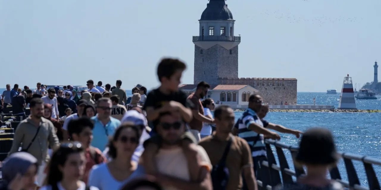 İstanbul'da yaşam maliyeti yüzde 71,40 arttı! Asgari ücretin 4 katı oldu!