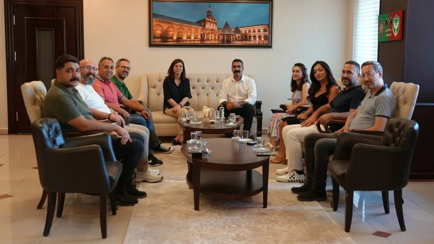 Demirtaş’ın avukatlarından Diyarbakır belediye eş başkanlarına ziyaret