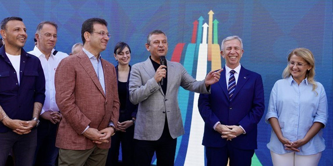 CHP lideri Özel'den Paris'te 'AB' mesajı: 'Tam üyelik hayal değil'