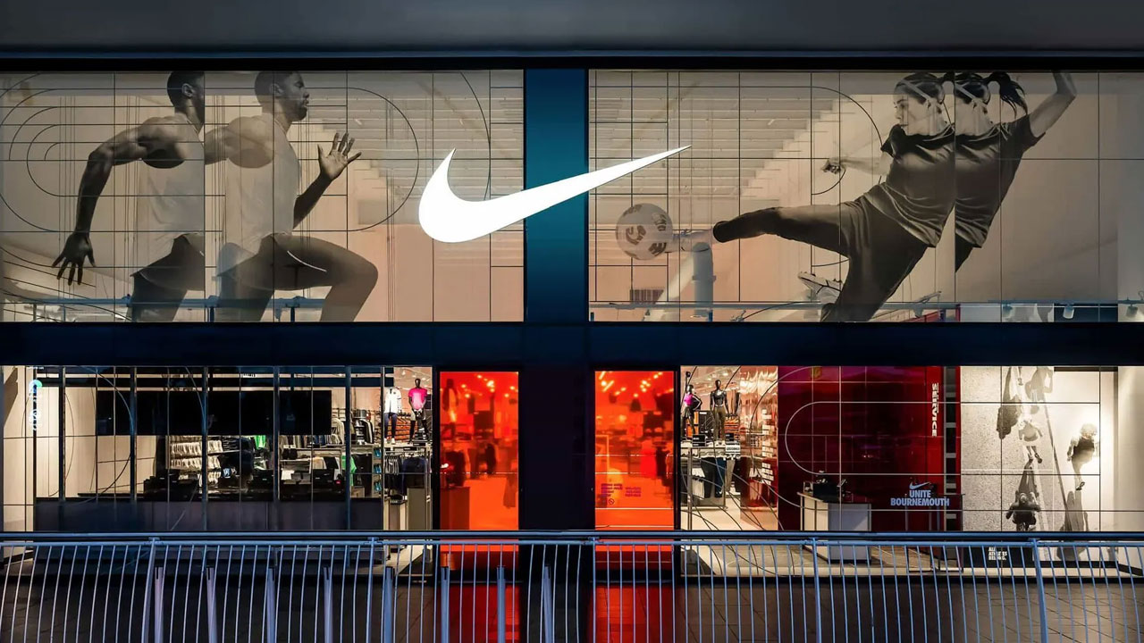 Nike'dan 'gümrük' resti! Türkiye'deki internet alışverişini askıya aldılar