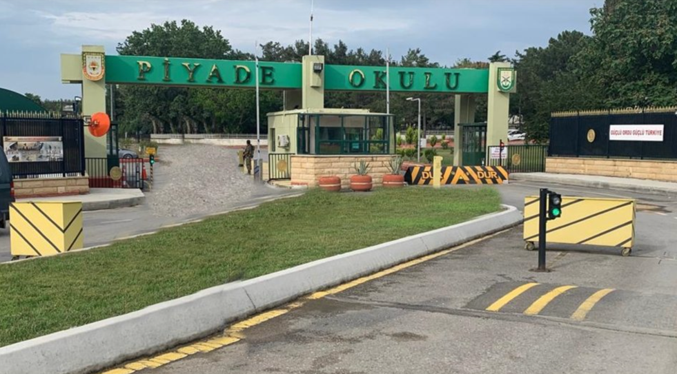 Atatürk fotoğrafı kavgasıyla gündeme gelmişti: Tuzla Piyade Okulu'na yeni komutan atandı