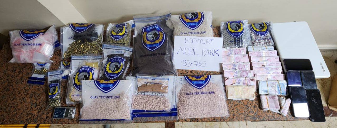 Esenyurt'ta uyuşturucu operasyonunda 5 kilo uyuşturucu ele geçirildi