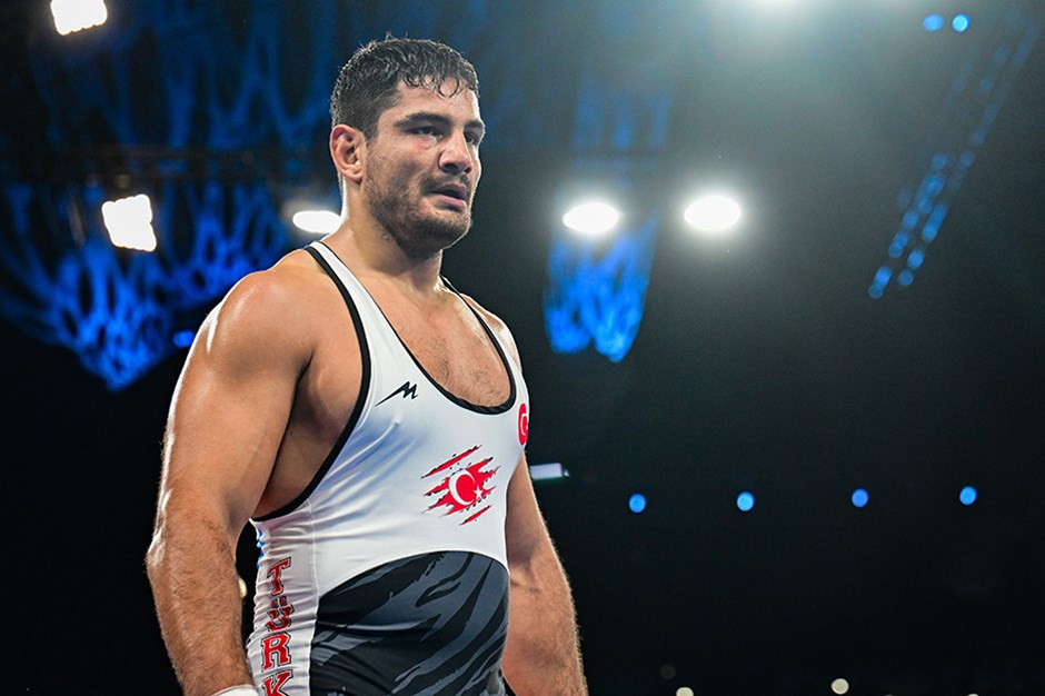 Milli Güreşçi Taha Akgül, Paris 2024'te bronz madalya kazandı