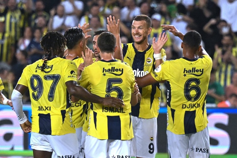 Fenerbahçe 50 yıllık rekoru egale etti