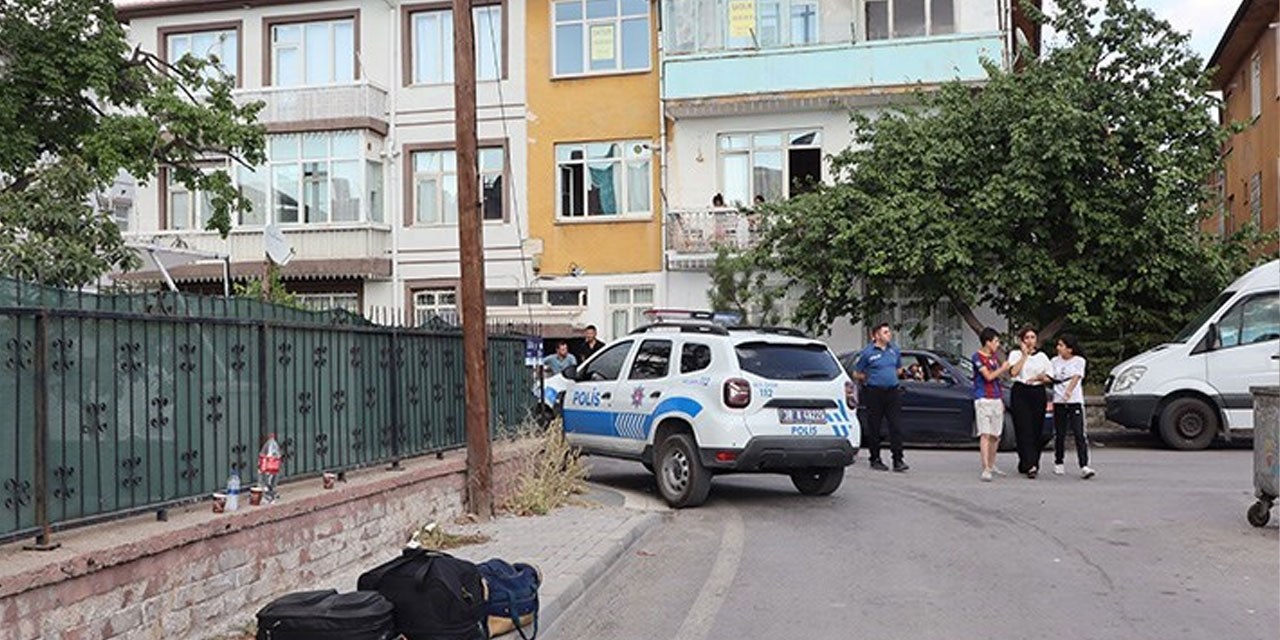 Cezaevi firarisi koca dehşet saçtı! Çocuklarının yanında eşini bıçakladı