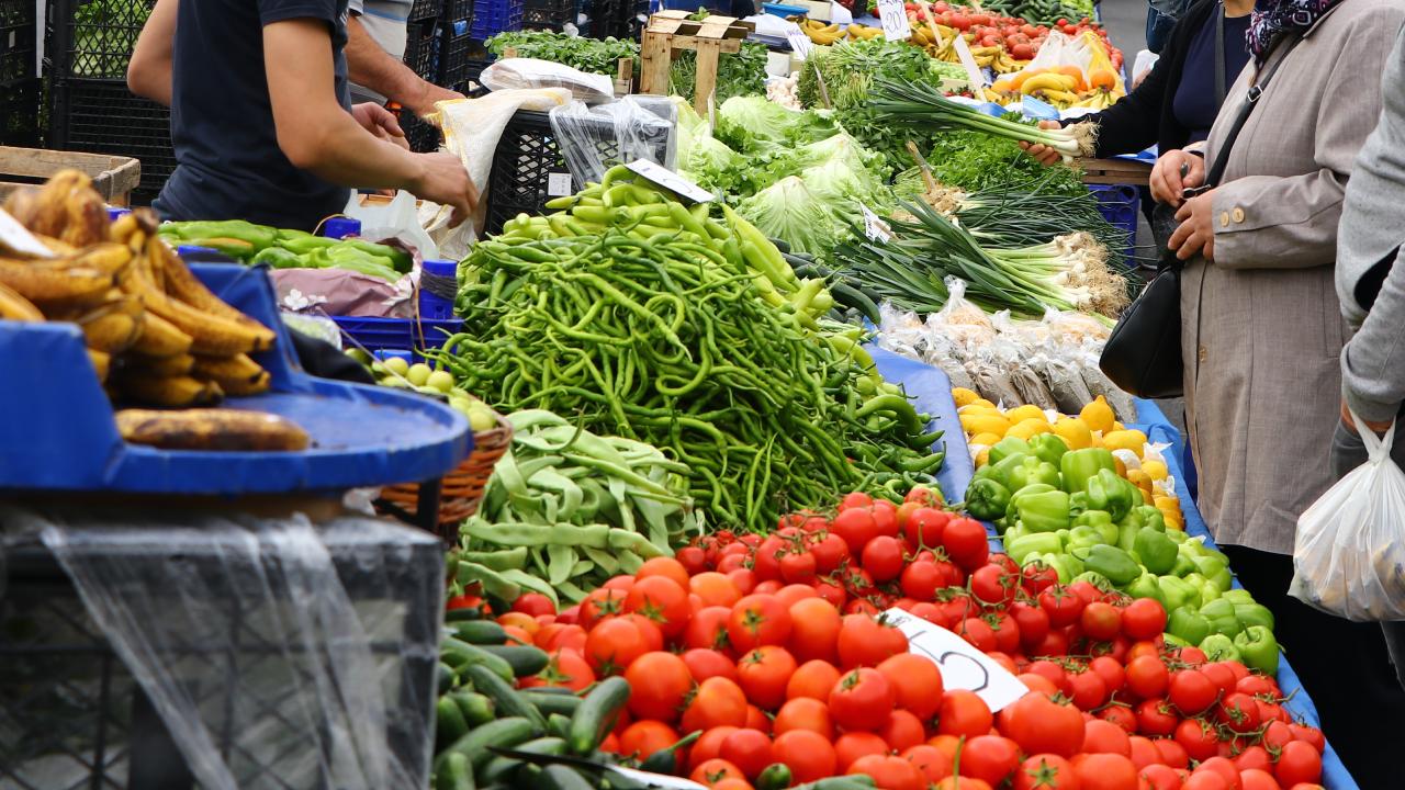 DİSK-AR: Şubatta gıda enflasyonu resmi enflasyonu katladı