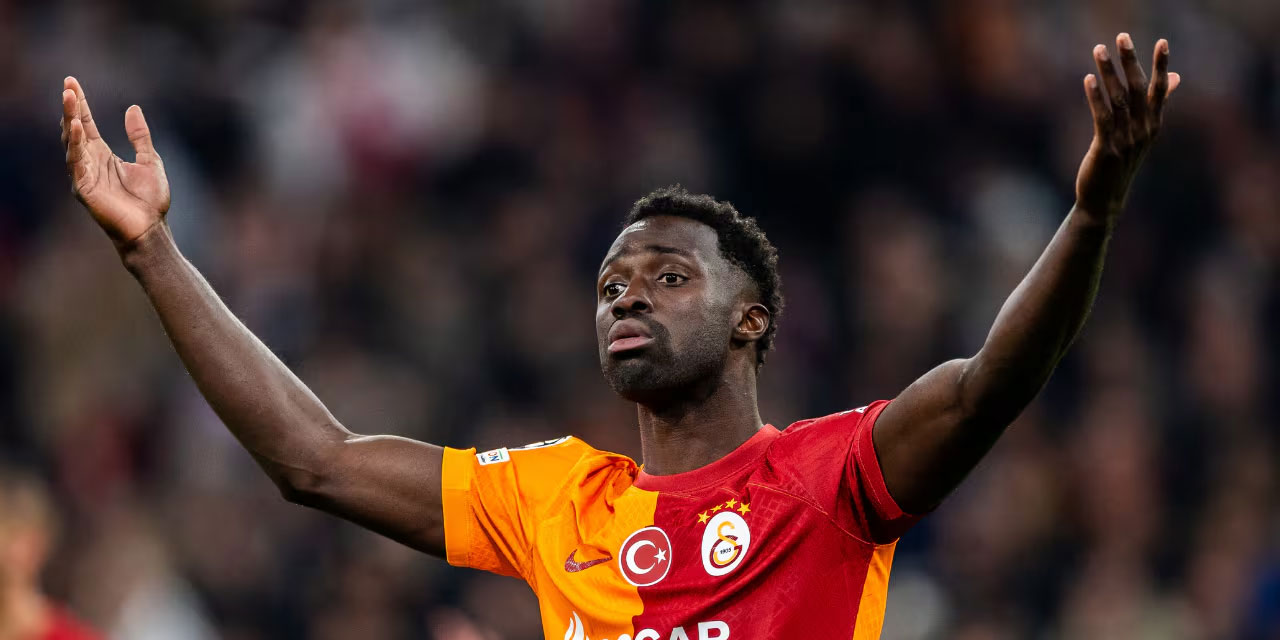 Galatasaray'a Davinson Sanchez'den kötü haber!