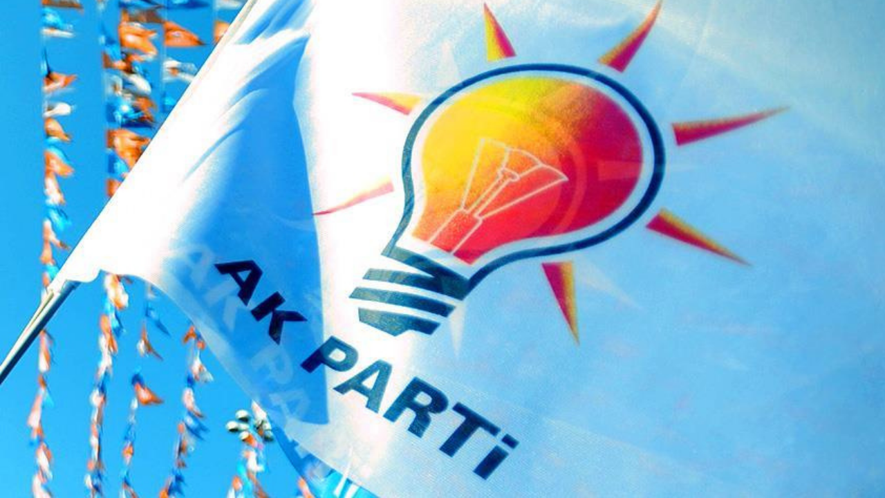 Birecik Belediye Başkanının DEM Parti’den, AKP’ye geçmesine tepki gösteren AKP'li meclis üyesi istifa etti