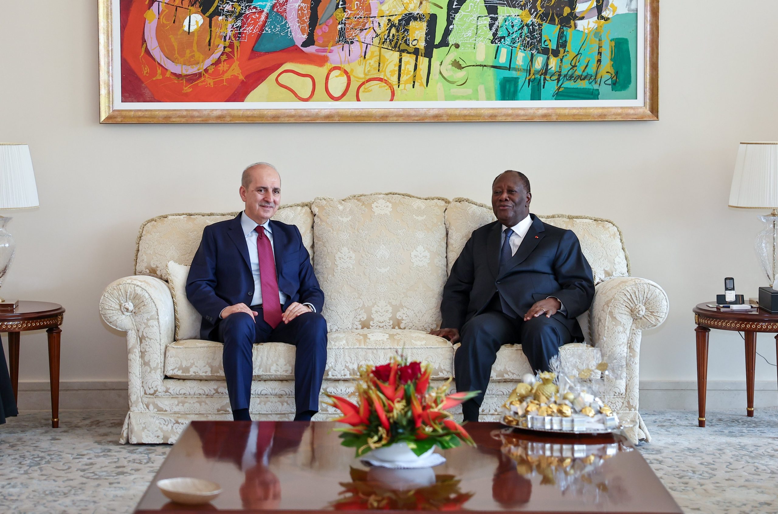Kurtulmuş, Fildişi Sahili Devlet Başkanı Ouattara ile görüştü