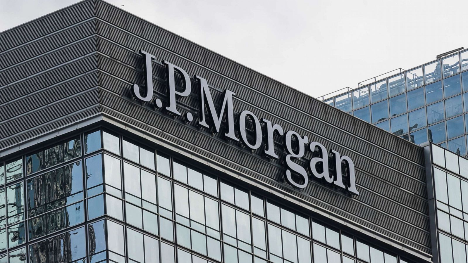 JPMorgan'dan nisan ayı için faiz tahmini