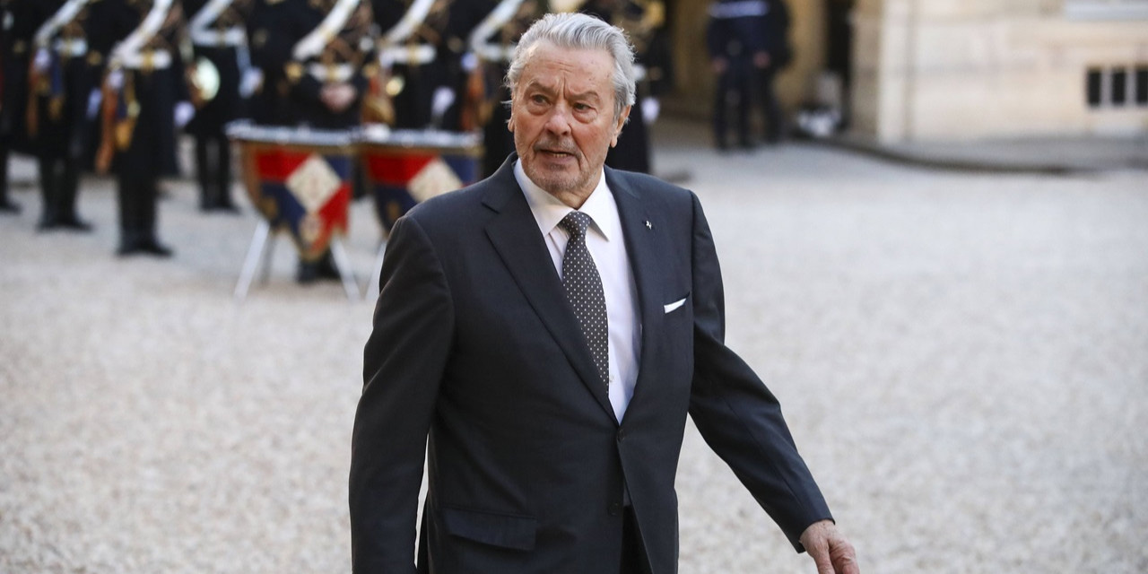 Alain Delon kimdir? Alain Delon'un oynadığı filmler neler?