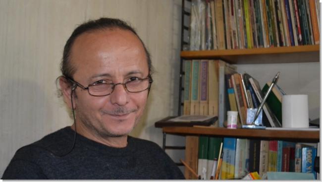 Şair Nevzat Çelik 'orman yangını' paylaşımı nedeniyle gözaltına alındı